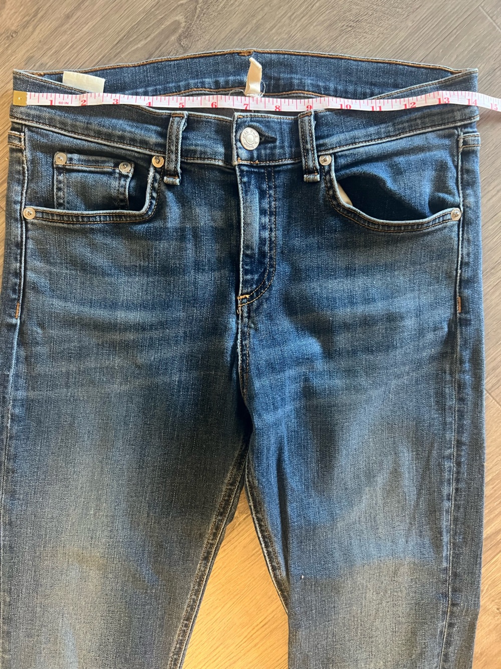 rag & bone Women's Skinny Jeans in Medium Blue Wash - Picture 8 of 10